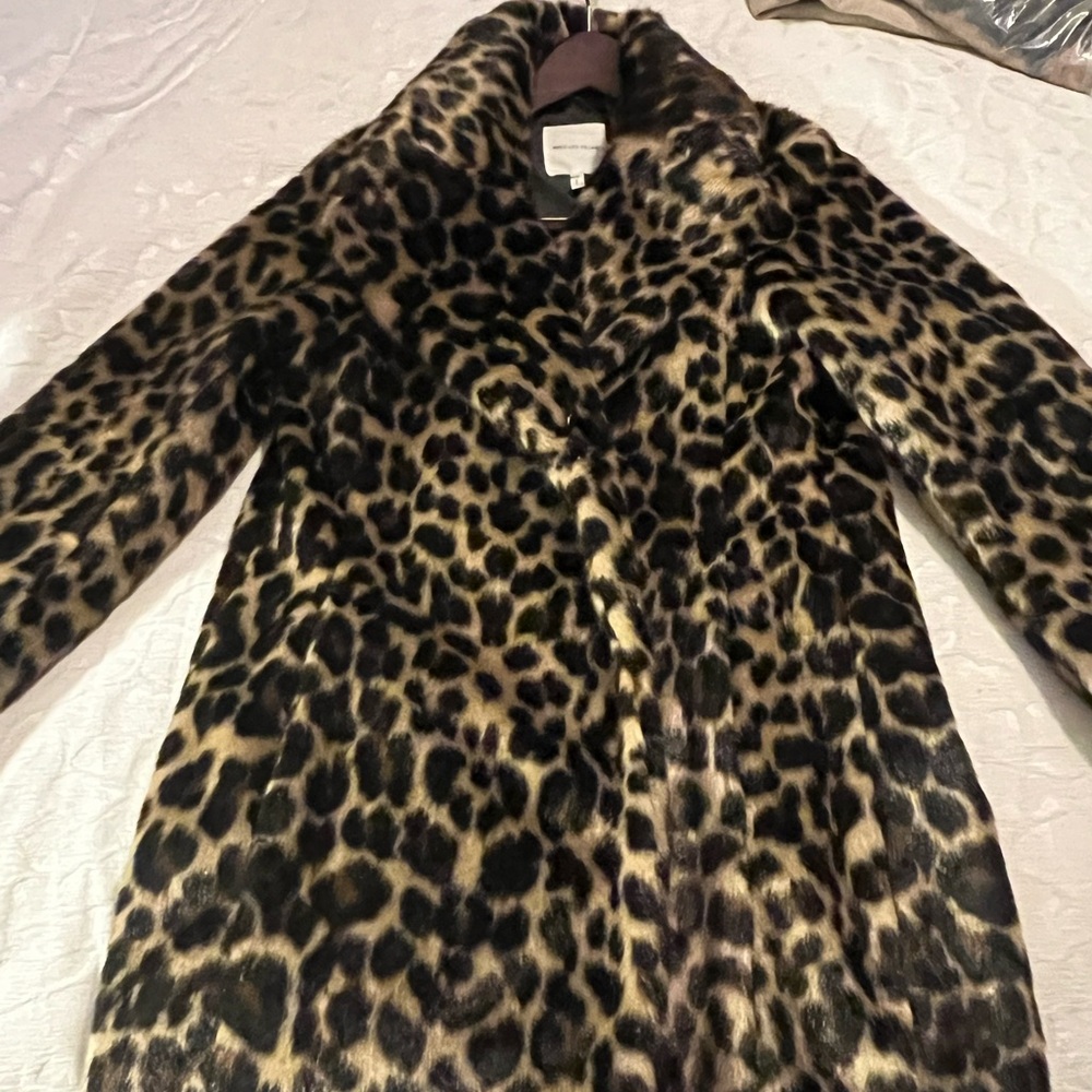 Beautiful never worn Avec Les Filles from Nordstrom. Pet free/smoke free home.